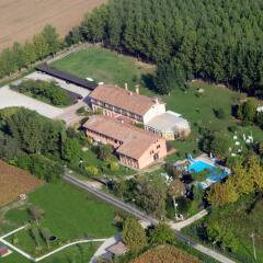 Отель Relais Leon Doro Мирано спортивное сооружение