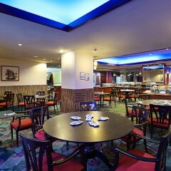 Отель Berjaya Penang Hotel Малайзия, Пенанг - 1 отзыв об отеле, цены и фото номеров - забронировать отель Berjaya Penang Hotel онлайн гостиничный бар