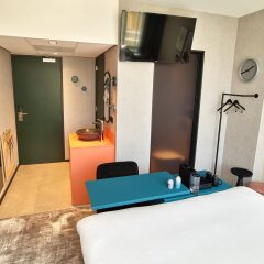 Отель The ED Amsterdam фитнесс-зал