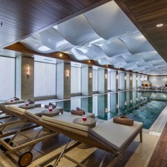 Отель DoubleTree by Hilton Istanbul Topkapi бассейн фото 3