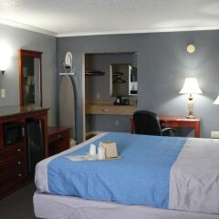 Отель Quarters Inn & Suites удобства в номере фото 2