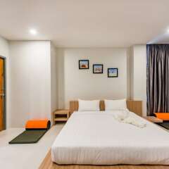 Отель Phuket Marine Poshtel фото 37
