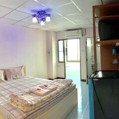 Отель Tat Residence Бангкок комната для гостей фото 4