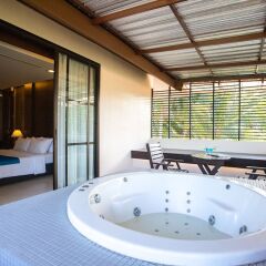 Отель Coconut Village Resort спа