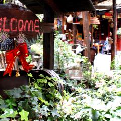 Hello Chengdu International Youth Hostel фото 11