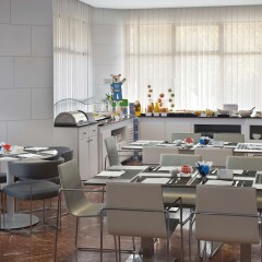 Отель NH Avenida Jerez Испания, Херес-де-ла-Фронтера - отзывы, цены и фото номеров - забронировать отель NH Avenida Jerez онлайн питание фото 3