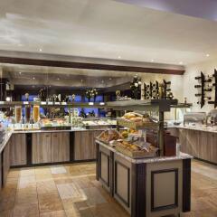 Ramada Hotel & Suites Bucharest North развлечения