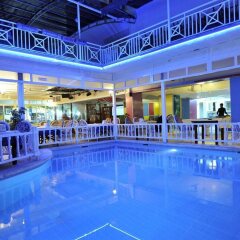 Sun Kiss Hotel бассейн фото 2