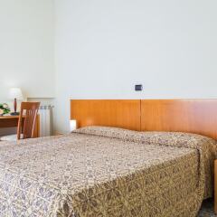 Hotel Holidays Торре-дель-Греко сейф в номере