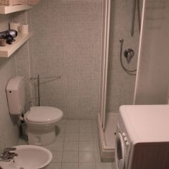 Отель Venetian Apartments Rialto Италия, Венеция - отзывы, цены и фото номеров - забронировать отель Venetian Apartments Rialto онлайн ванная фото 2
