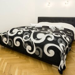 Апартаменты Black & White Apartment by Venceslas Sq. детские мероприятия фото 2