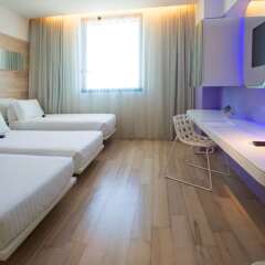 Отель Barceló Milan Италия, Милан - 3 отзыва об отеле, цены и фото номеров - забронировать отель Barceló Milan онлайн комната для гостей фото 2