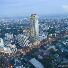 Crown Regency Hotel and Towers Cebu фото 5