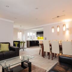Отель The Bluestone Villa интерьер отеля фото 2