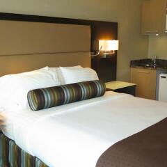 Отель Holiday Inn Vancouver Downtown & Suites Канада, Ванкувер - отзывы, цены и фото номеров - забронировать отель Holiday Inn Vancouver Downtown & Suites онлайн в номере фото 2