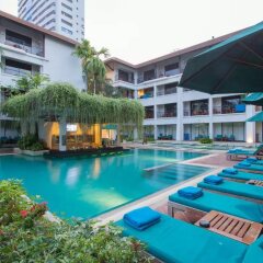 Отель DoubleTree by Hilton Phuket Banthai Resort бассейн фото 2