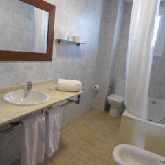Hotel Apartamentos Solimar ванная