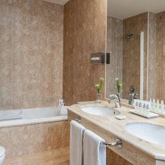 Отель Vincci Ciudad de Salamanca ванная