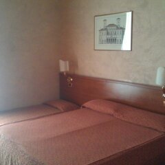 Отель Rome Accommodation Италия, Рим - отзывы, цены и фото номеров - забронировать отель Rome Accommodation онлайн комната для гостей фото 2
