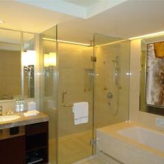 Отель Days Hotel & Suites Xinxing Xian Китай, Сиань - отзывы, цены и фото номеров - забронировать отель Days Hotel & Suites Xinxing Xian онлайн ванная