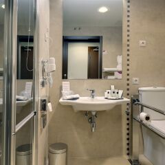 Отель Crowne Plaza Madrid Airport комната для гостей фото 3