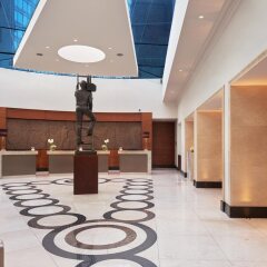 Отель Conrad London St. James интерьер отеля
