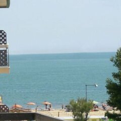 Отель Marilena Италия, Римини - отзывы, цены и фото номеров - забронировать отель Marilena онлайн пляж фото 2