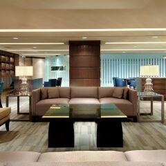 Отель DoubleTree by Hilton Montreal Канада, Монреаль - отзывы, цены и фото номеров - забронировать отель DoubleTree by Hilton Montreal онлайн гостиничный бар