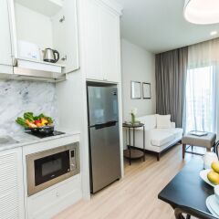 Отель Dlux Condominium Таиланд, Бухта Чалонг - отзывы, цены и фото номеров - забронировать отель Dlux Condominium онлайн в номере