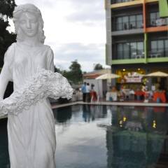Отель UD Pattaya бассейн