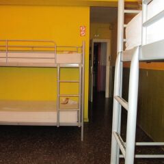 Feetup Yellow Nest Hostel Barcelona Барселона фото 6
