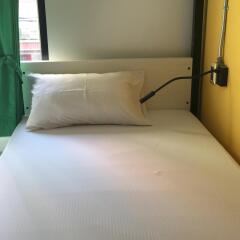 Bed@town Hostel Бангкок комната для гостей