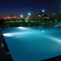 Aquarium Hotel & Resort бассейн фото 2
