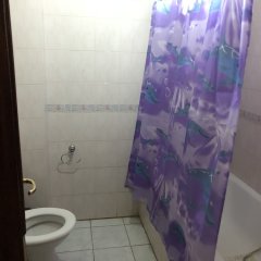 Maple Leaf Hotel in Accra, Ghana from 101$, photos, reviews - zenhotels.com bathroom