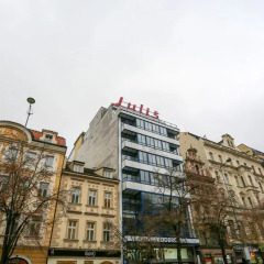 Отель EA Hotel Juliš Чехия, Прага - - забронировать отель EA Hotel Juliš, цены и фото номеров городской автобус