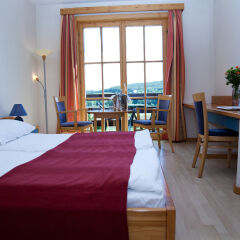 Petnehazy Club Hotel Superior сейф в номере