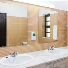Отель Colina Village Португалия, Карвоейру - отзывы, цены и фото номеров - забронировать отель Colina Village онлайн ванная