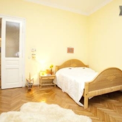 Отель Your sunny, central and quiet home комната для гостей фото 5