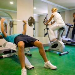 Hotel R2 Río Calma Spa Wellness & Conference фитнесс-зал