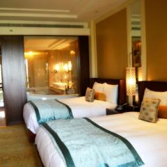 Отель The Ritz-Carlton, Dubai комната для гостей