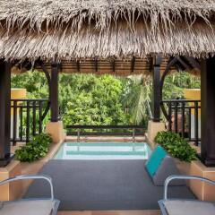 Отель Movenpick Resort & Spa Karon Beach Phuket бассейн