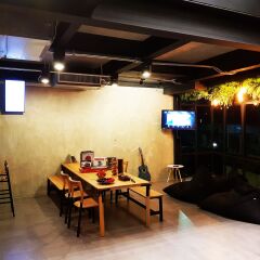 Wayha Hostel Don Mueang Airport Бангкок интерьер отеля