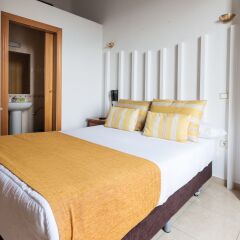 Отель Hostal Josefina сауна