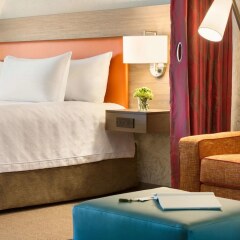 Отель Home2 Suites by Hilton Frederick комната для гостей фото 4