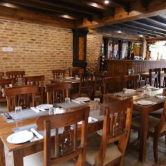 Отель Pahan Chhen - Boutique Hotel Непал, Лалитпур - отзывы, цены и фото номеров - забронировать отель Pahan Chhen - Boutique Hotel онлайн питание