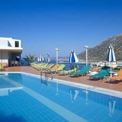 Отель Bali Beach Hotel & Village Греция, Милопотамос - 1 отзыв об отеле, цены и фото номеров - забронировать отель Bali Beach Hotel & Village онлайн бассейн фото 3