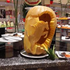 Hawaii Caesar Palace Hotel & Aqua Park - Families and Couples only развлечения