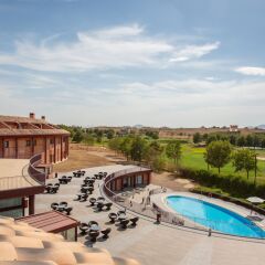 Отель Vita Toledo Layos Golf Испания, Лайос - отзывы, цены и фото номеров - забронировать отель Vita Toledo Layos Golf онлайн бассейн фото 2