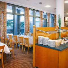 Отель Vienna House Easy Trier питание