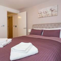 Отель Luxury 1 Bed Apartment With Balcony In Greenwich Великобритания, Лондон - отзывы, цены и фото номеров - забронировать отель Luxury 1 Bed Apartment With Balcony In Greenwich онлайн комната для гостей фото 4